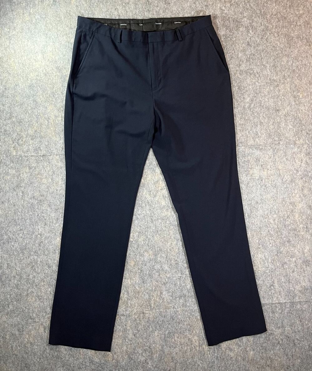 Calvin Klein Dress Pants / Mens 38x34 / Navy Blue Straight Fit Stretch Slacks
